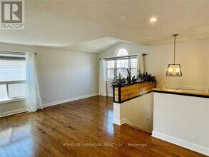 835 Grandview St N in Oshawa, ON - Building Photo - Building Photo