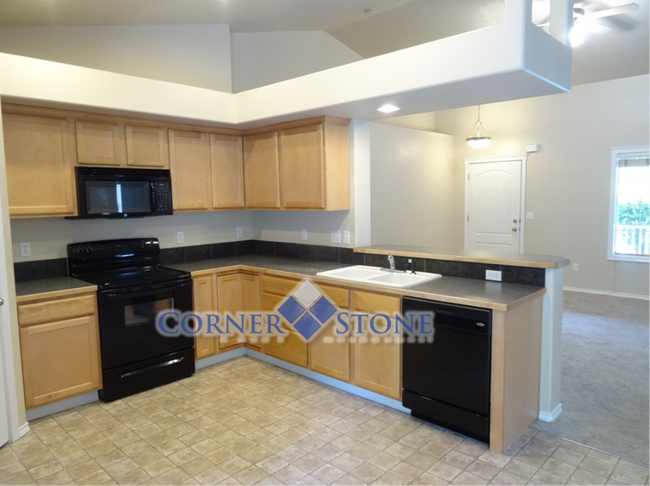 property at 3258 W Salmon Creek St