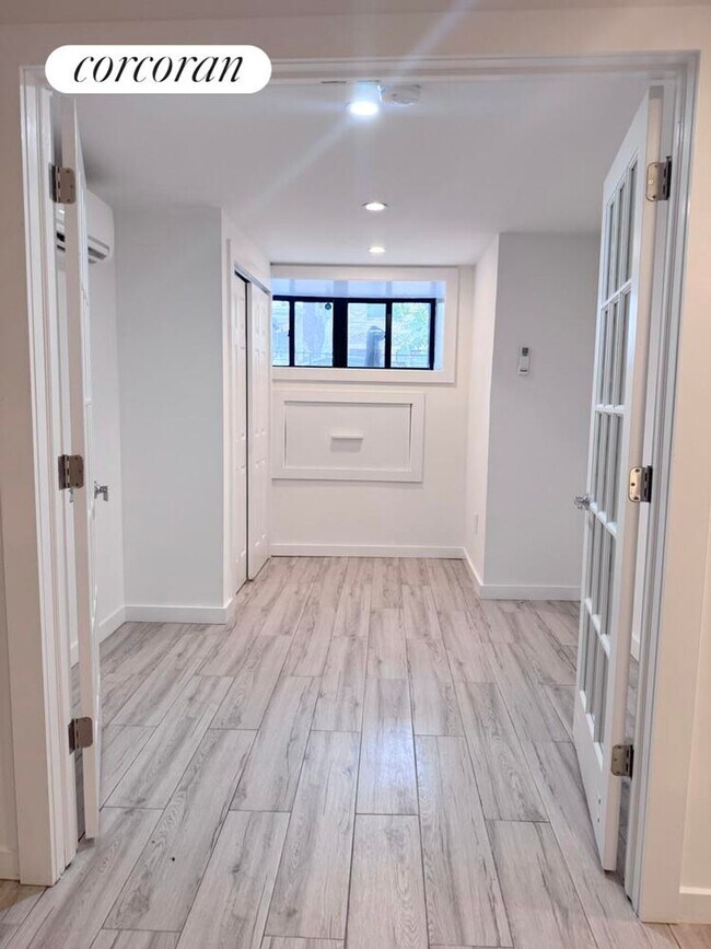 140 Woodbine St in Brooklyn, NY - Building Photo - Building Photo