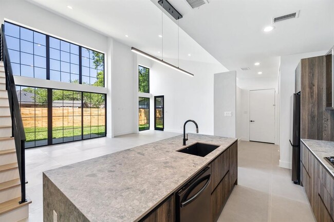 property at 10941 Bluebird Pl