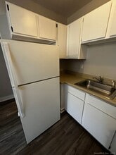 7 Prest St, Unit 3 in New London, CT - Building Photo - Building Photo