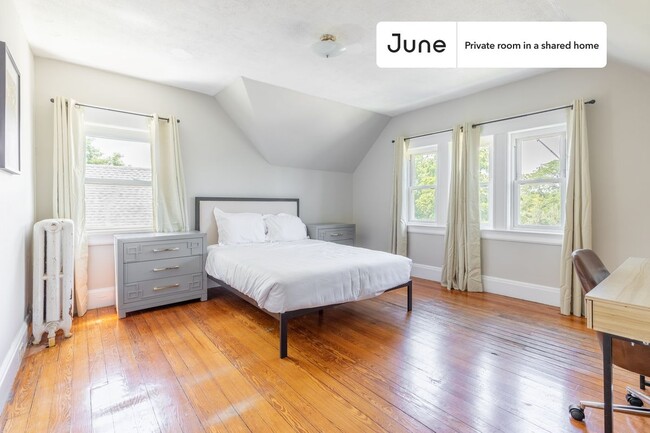 property at 47 Wallingford Rd