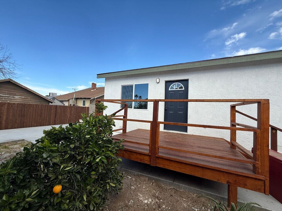 3688 Taft St in Riverside, CA - Building Photo