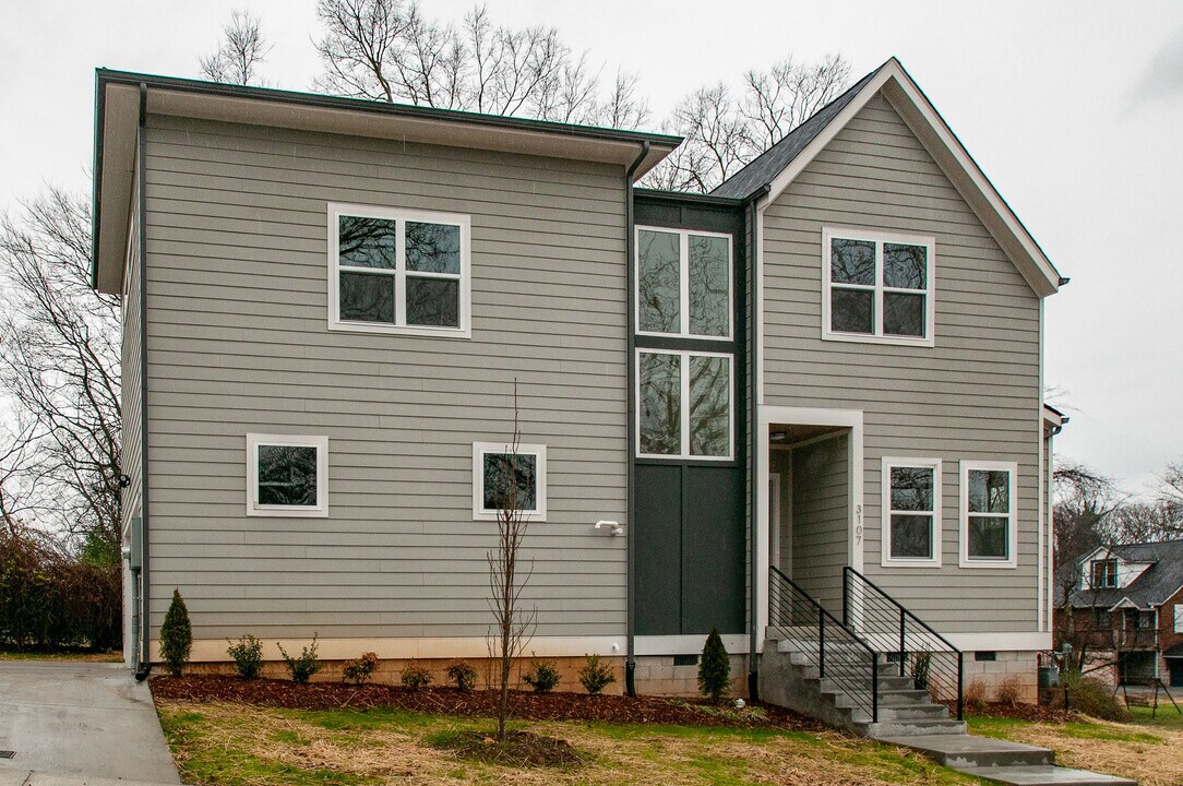300 Sunrise Ave in Nashville, TN - Building Photo