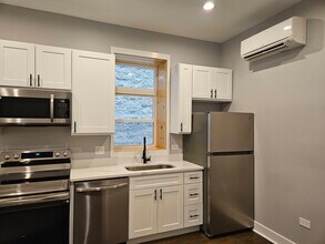 831 S Western Ave in Chicago, IL - Building Photo - Building Photo