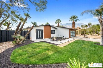 2435 Wayne Rd in Palm Springs, CA - Building Photo - Building Photo