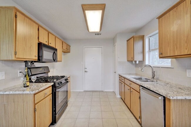 1609 Lantern Light Dr in Round Rock, TX - Foto de edificio - Building Photo