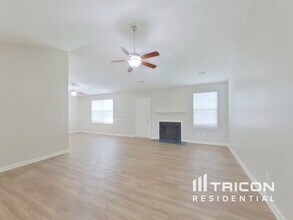 4 Sweetberry Ct in Irmo, SC - Foto de edificio - Building Photo