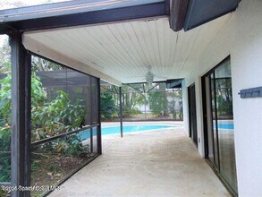 300 Olympia Ct in Melbourne, FL - Building Photo - Building Photo