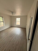115 E Cone St in Gonzales, TX - Building Photo - Building Photo