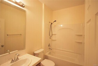 25209 Bishop Ct in Stevenson Ranch, CA - Building Photo - Building Photo