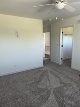 2740 L St SW, Unit B in Cedar Rapids, IA - Building Photo - Building Photo