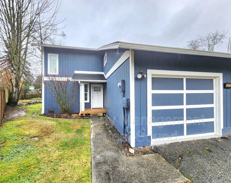 13612 36th Pl W in Lynnwood, WA - Building Photo