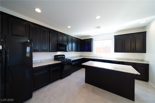 5421 Scotch Cap Dr in Las Vegas, NV - Building Photo - Building Photo
