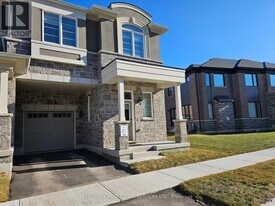 304 Starflower Pl in Milton, ON - Building Photo