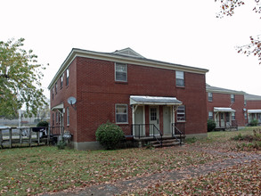 Garden Apartments in Memphis, TN - Building Photo - Building Photo