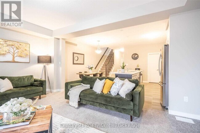 915 Robert Ferrie Dr in Kitchener, ON - Building Photo - Building Photo