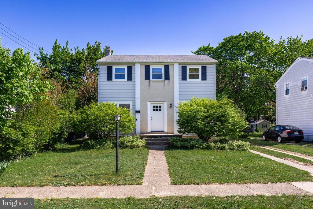 407 Dickinson Rd in Glassboro, NJ - Building Photo