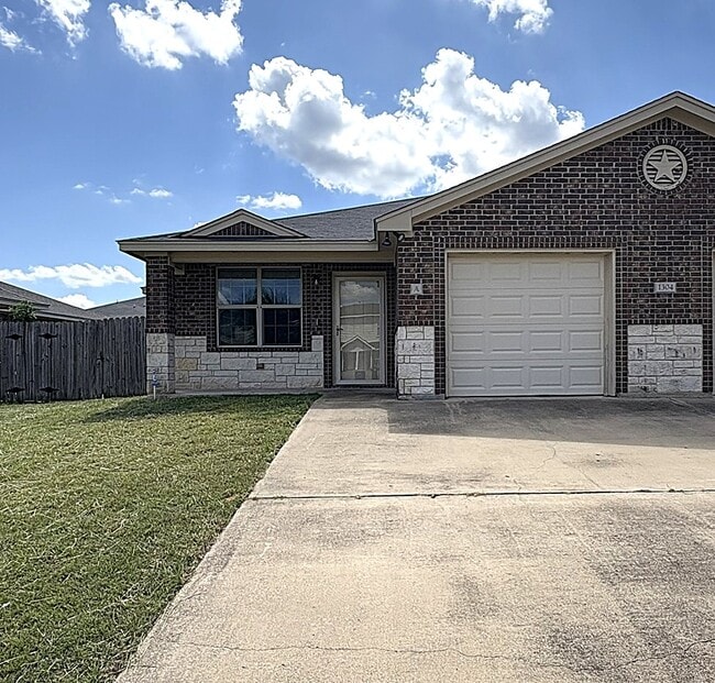 1304 Cavalry Ln, Unit A in Killeen, TX - Foto de edificio - Building Photo