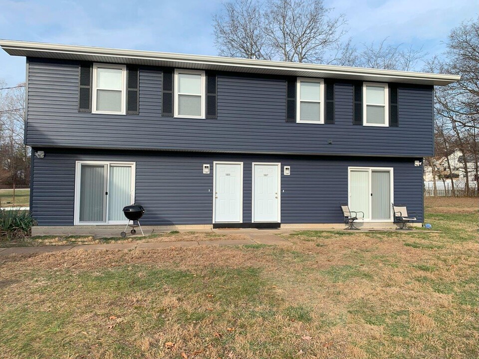 1599 Miller Rd, Unit 1605 in Imperial, MO - Building Photo