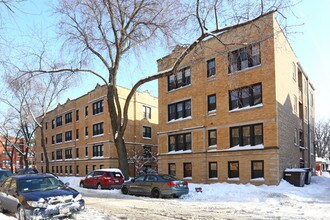 1849 W Lunt Ave in Chicago, IL - Building Photo - Building Photo