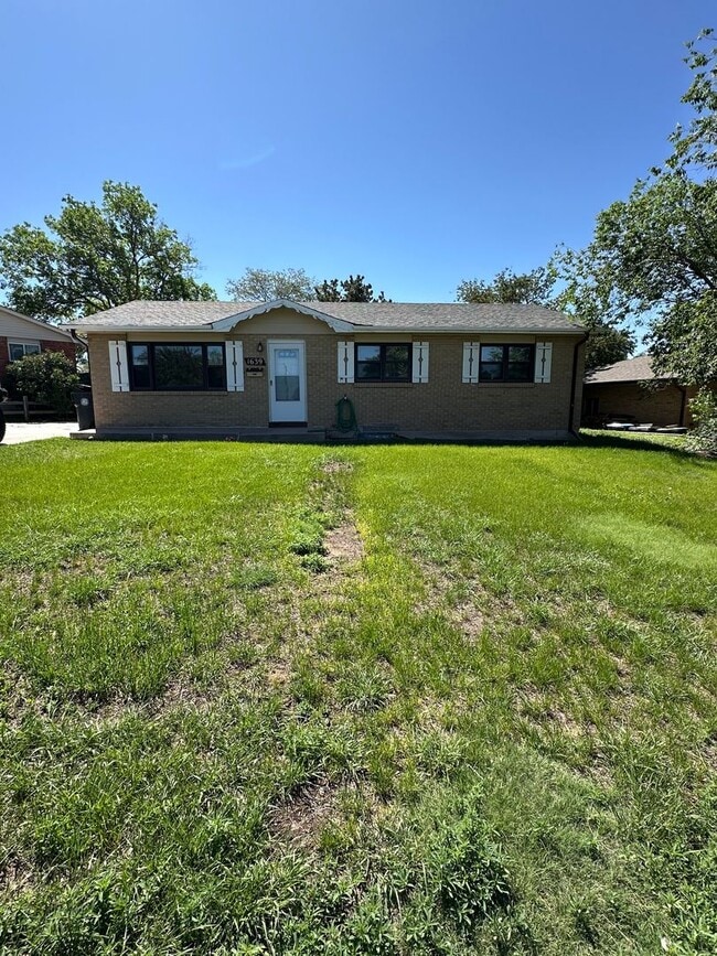 1639 Madison Ave in Cheyenne, WY - Building Photo - Building Photo