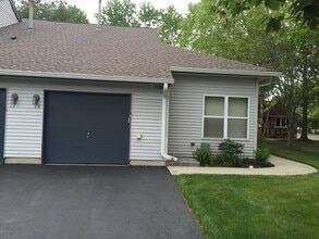 18 Aspen Ave in Englishtown, NJ - Building Photo - Building Photo