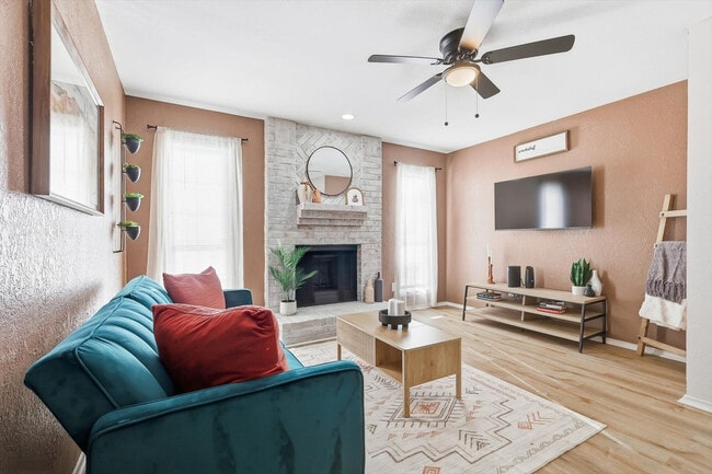 property at 2160 E Arkansas Ln