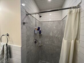 14 Stickney Ave in Somerville, MA - Building Photo - Building Photo