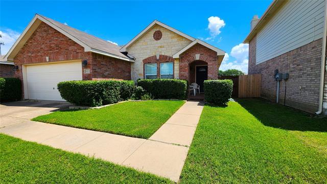 property at 6613 Longleaf Ln