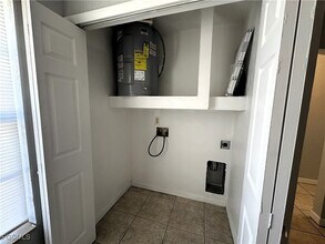 3120 Economy St, Unit B in Ft. Myers, FL - Building Photo - Building Photo