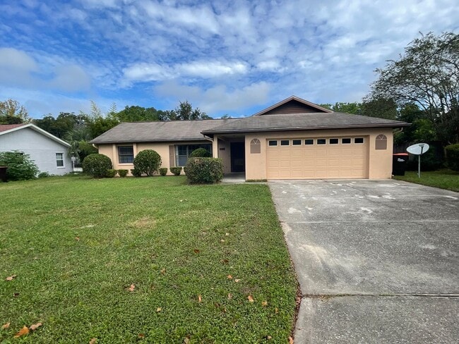 property at 5105 SE 106th St