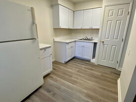 2205 E Cedar Ave in Flagstaff, AZ - Building Photo