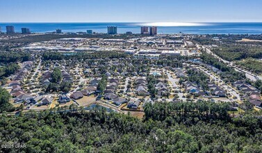 126 Covington St in Panama City Beach, FL - Building Photo - Building Photo