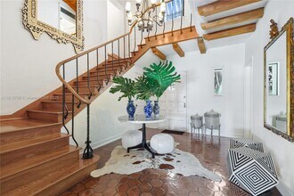 56 S Hibiscus Dr in Miami Beach, FL - Building Photo - Building Photo