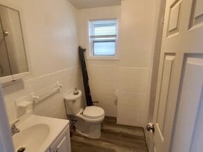 95 Flint St in Fall River, MA - Building Photo - Building Photo