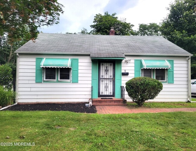 property at 9 Holmes Terrace