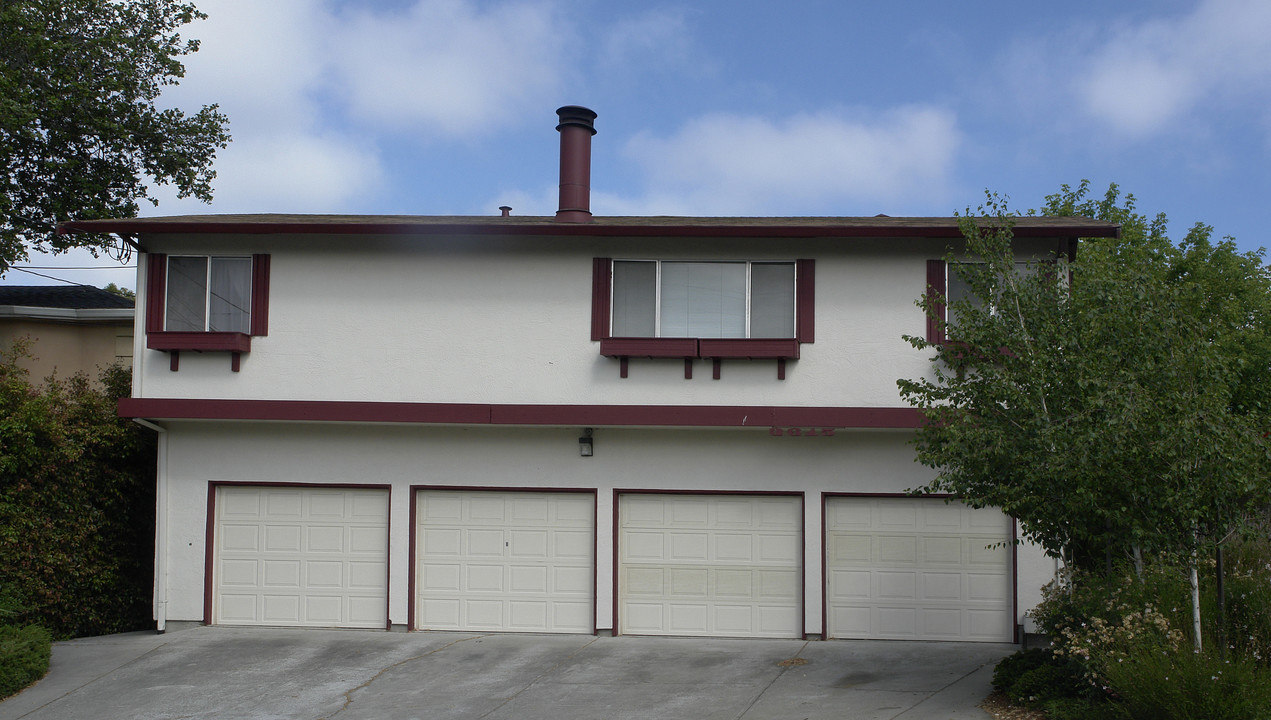 3615 Rhoda Ave in Oakland, CA - Building Photo