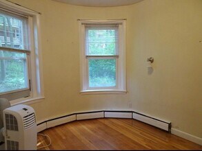 15 University Rd, Unit 22 in Brookline, MA - Building Photo - Building Photo