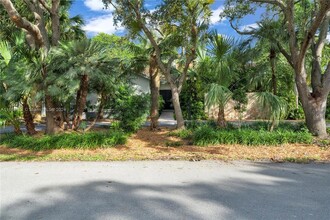 8155 SW 170th St, Unit 3001 in Palmetto Bay, FL - Building Photo - Building Photo