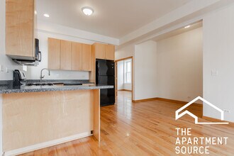 1822 N Campbell Ave, Unit 1 in Chicago, IL - Building Photo - Building Photo