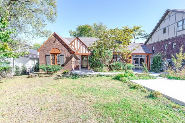 property at 502 32nd Ave S