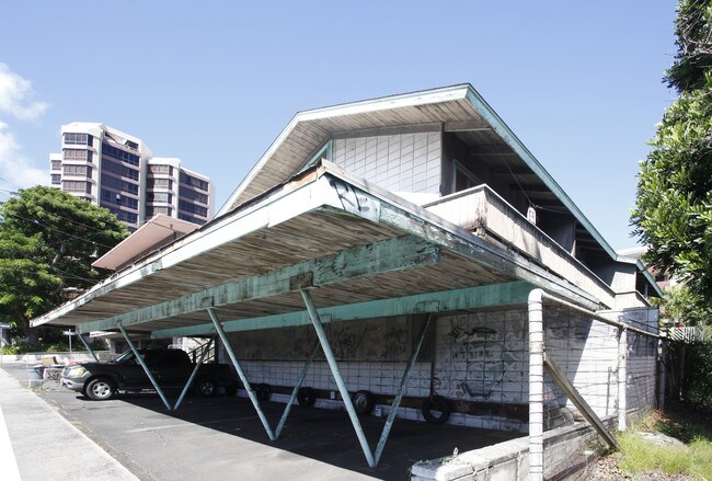 1060 Lunalilo St in Honolulu, HI - Foto de edificio - Building Photo