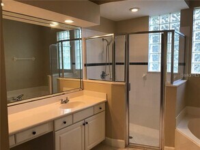 10373 Emerald Woods Ave in Orlando, FL - Building Photo - Building Photo