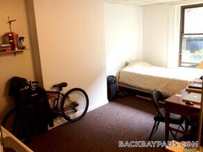 405 Beacon St, Unit C in Boston, MA - Foto de edificio - Building Photo