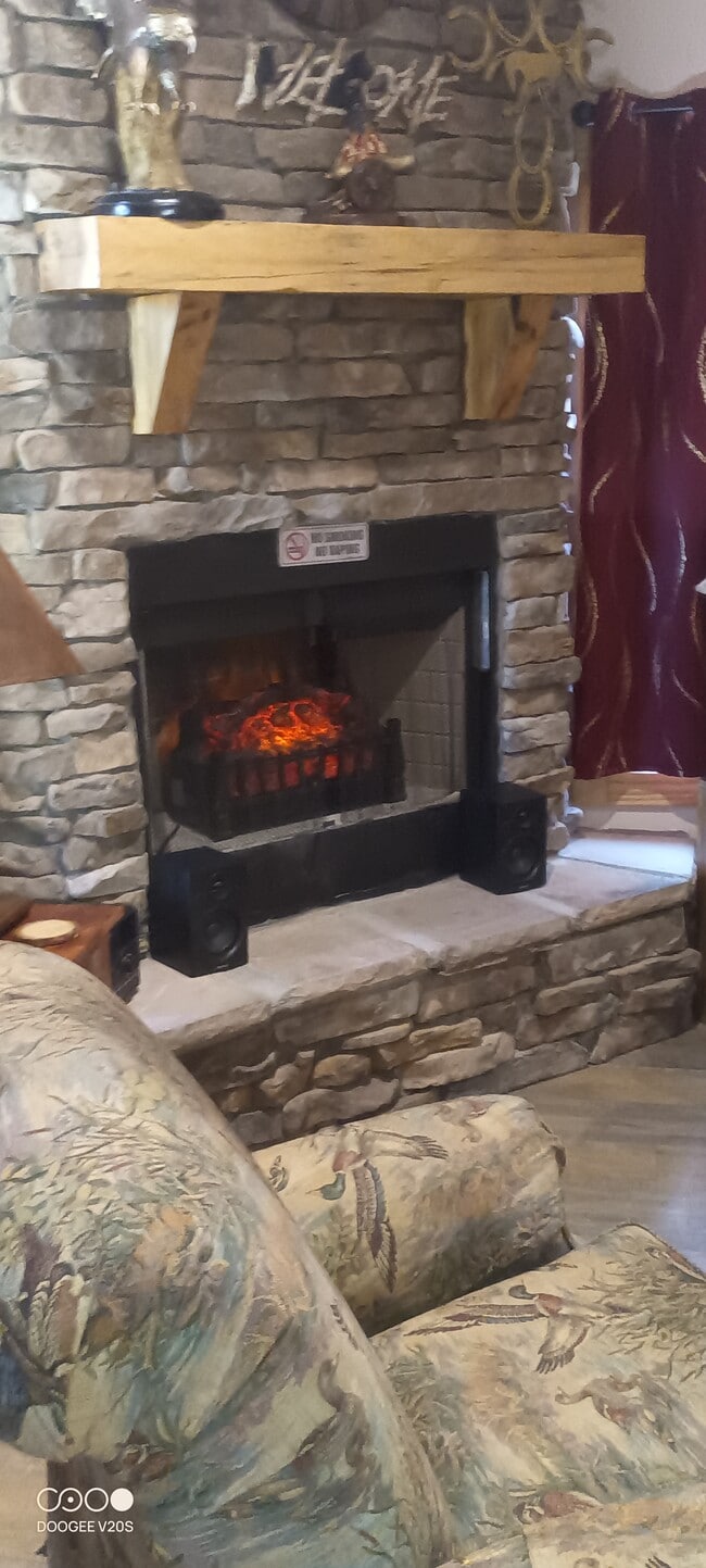 property at 1040 Rdg Pt Trl