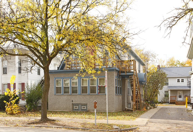 518-522 S Division St in Ann Arbor, MI - Foto de edificio - Building Photo