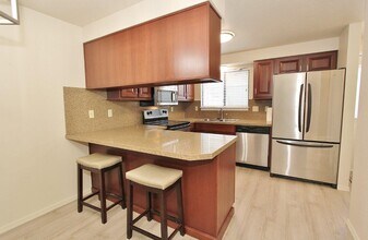 3021 S Windstream Ln in Boise, ID - Foto de edificio - Building Photo