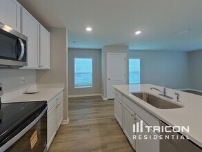 5026 Rocky Coast Pl in Palmetto, FL - Building Photo - Building Photo