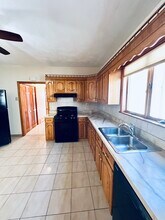 34 Medford St in Medford, MA - Building Photo - Building Photo